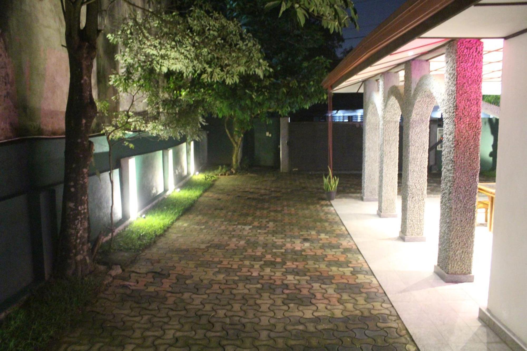 Villaflorence Kadawatha Zewnętrze zdjęcie